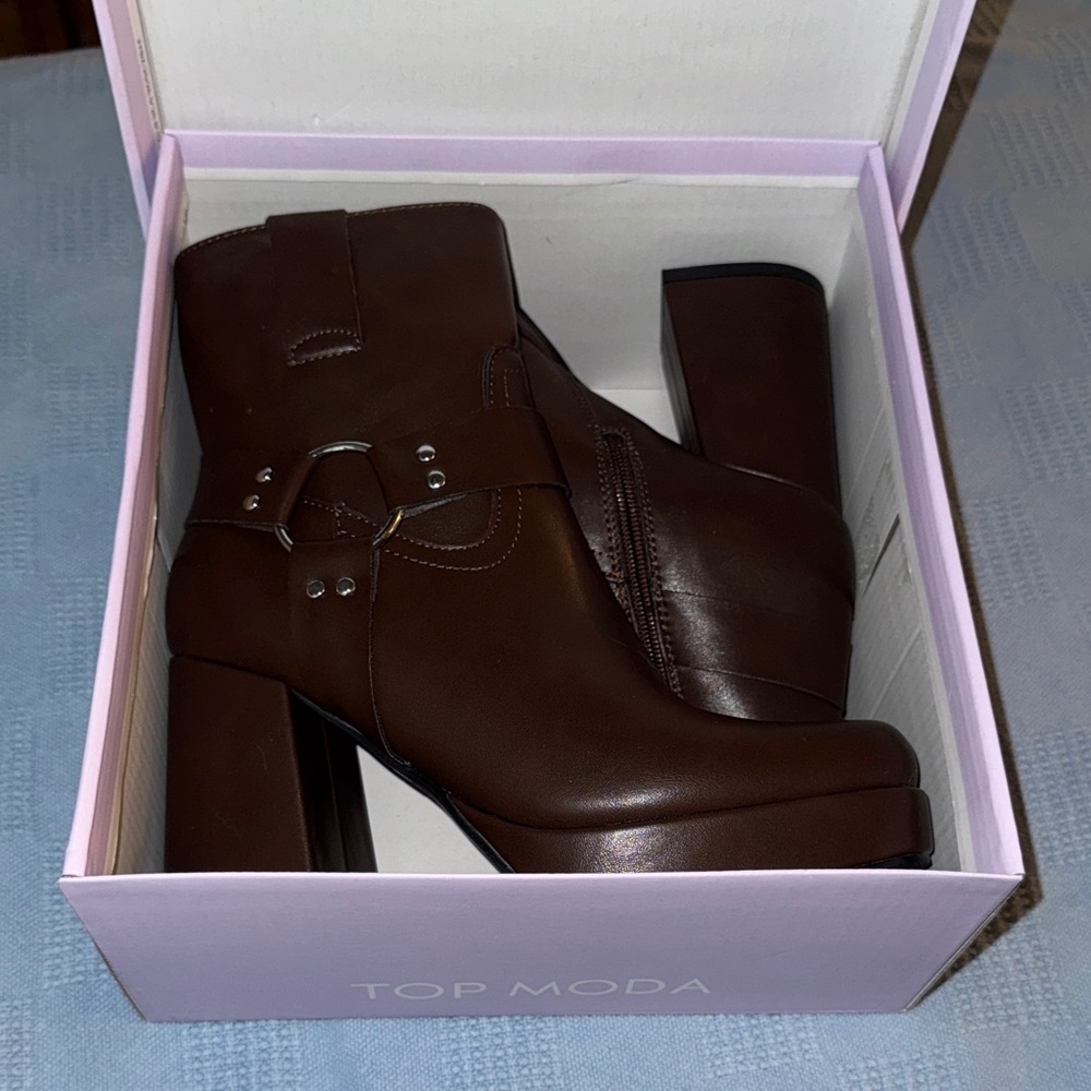 TOP Moda Women's Dark Brown Heeled Boots